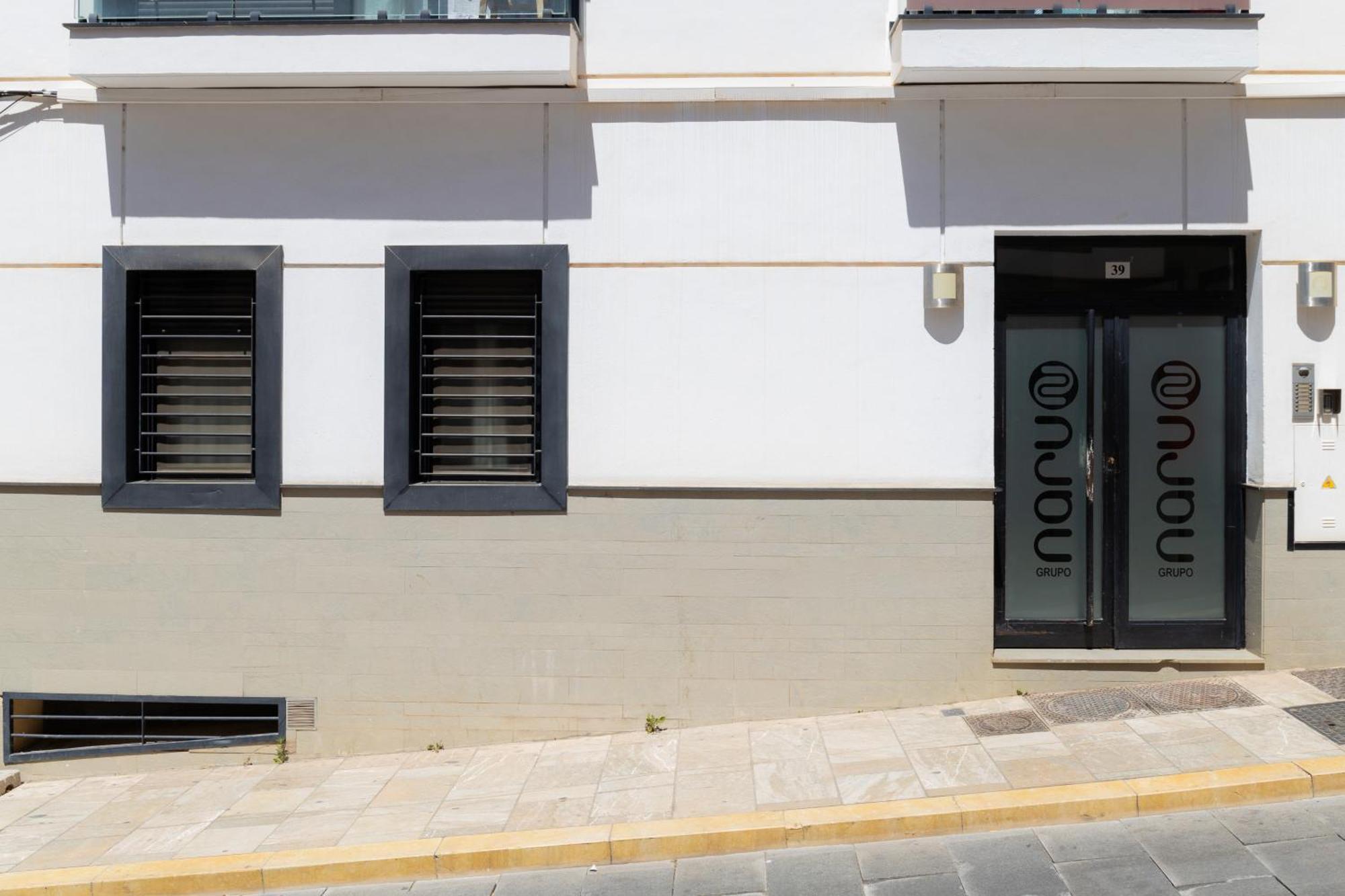 C56 - Studio With Amazing Terrace In The Centre Malaga Luaran gambar